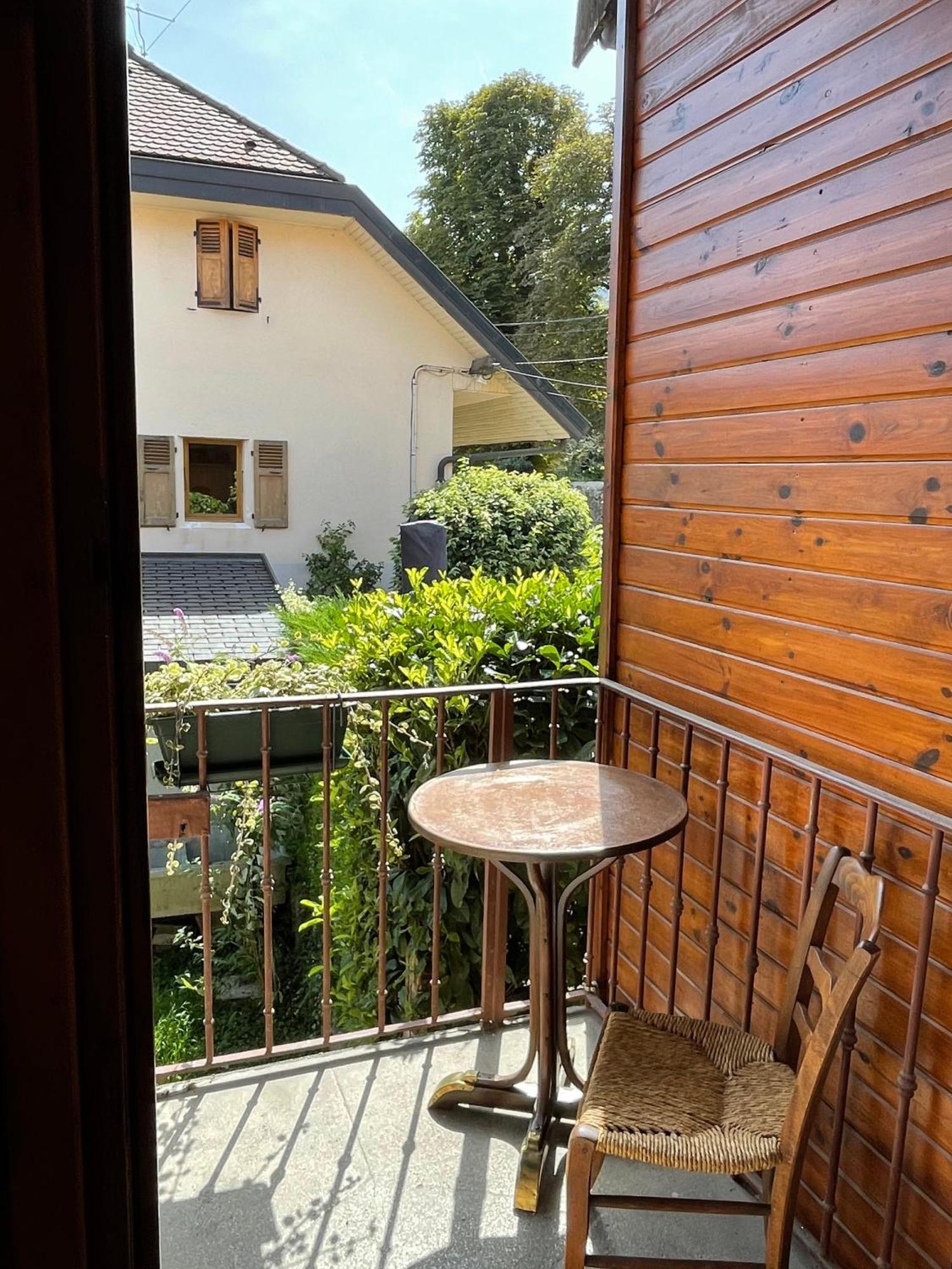 Chambres D'Hotes Avec Entree Privative Au Calme Dans Maison De Village Saint-Jorioz Exterior foto