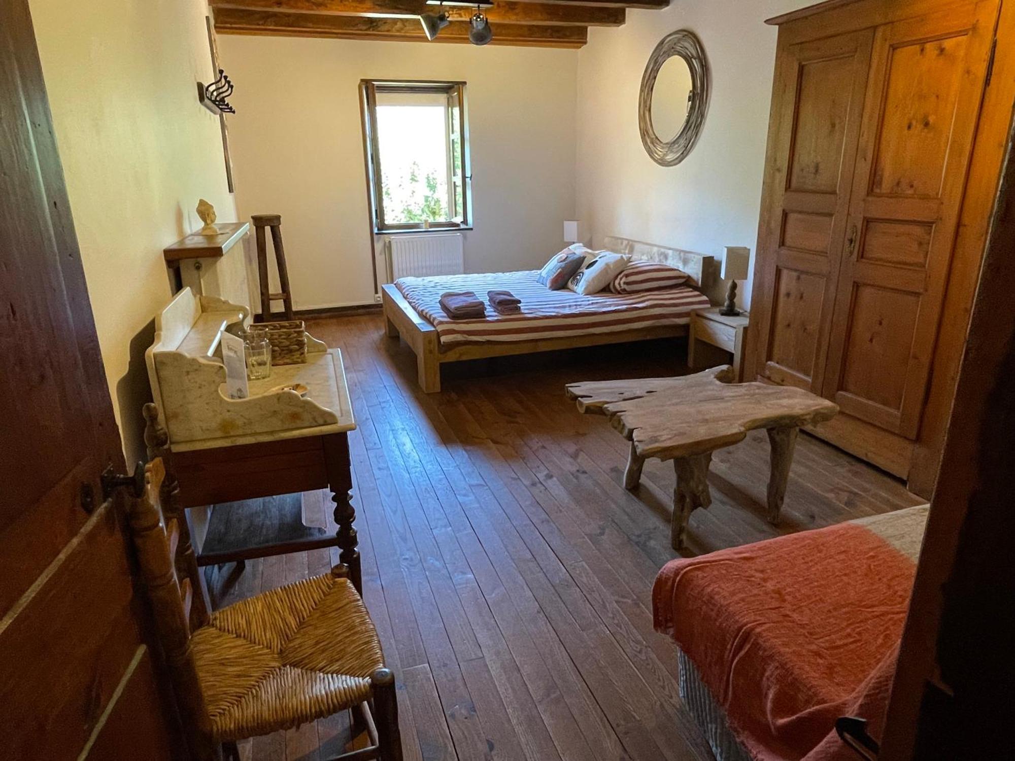 Chambres D'Hotes Avec Entree Privative Au Calme Dans Maison De Village Saint-Jorioz Exterior foto